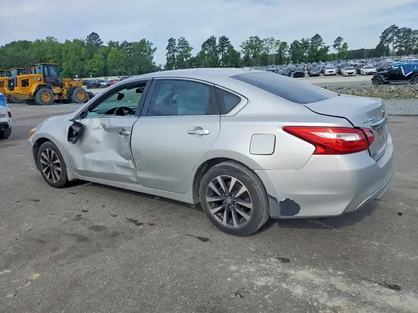 1N4AL3AP8GC142698 2016 NISSAN ALTIMA - Image 2