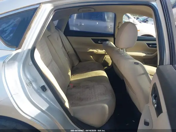 1N4AL3AP8GC147125 2016 NISSAN ALTIMA - Image 8