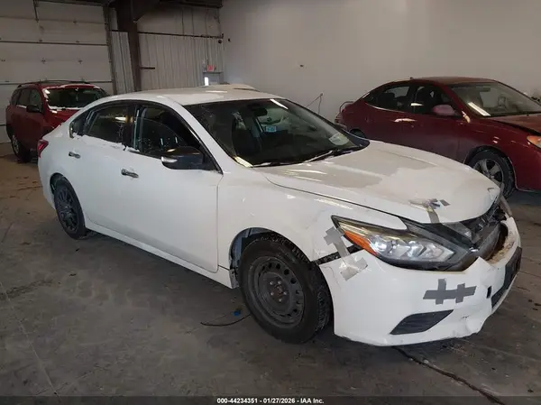 1N4AL3AP8GC158139 2016 NISSAN ALTIMA - Image 1