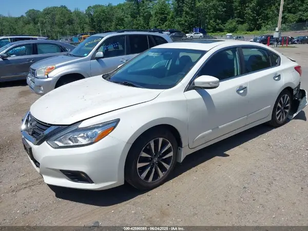 1N4AL3AP8GC162000 2016 NISSAN ALTIMA - Image 2