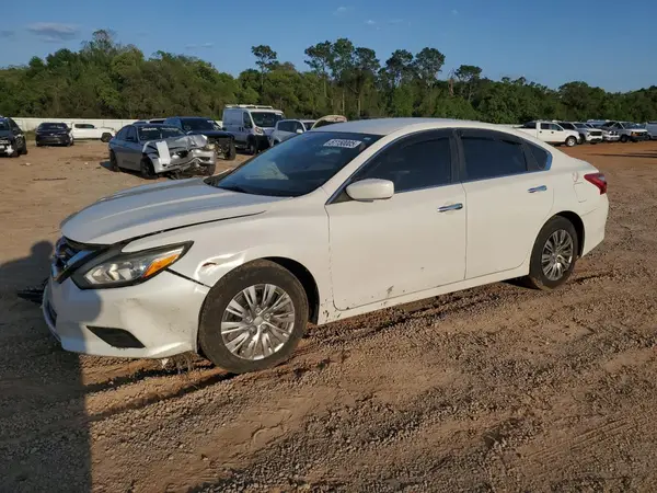 1N4AL3AP8GC162725 2017 NISSAN ALTIMA - Image 1
