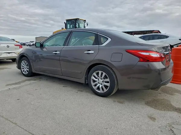 1N4AL3AP8GC168816 2016 NISSAN ALTIMA - Image 2