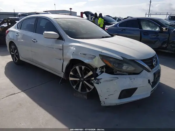 1N4AL3AP8GC169965 2016 NISSAN ALTIMA - Image 1