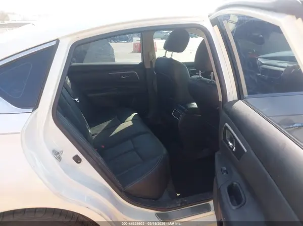 1N4AL3AP8GC172011 2016 NISSAN ALTIMA - Image 8