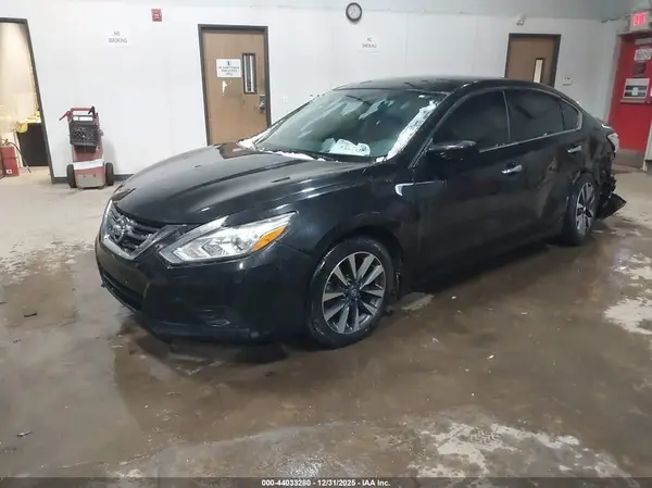 1N4AL3AP8GC177077 2016 NISSAN ALTIMA - Image 2