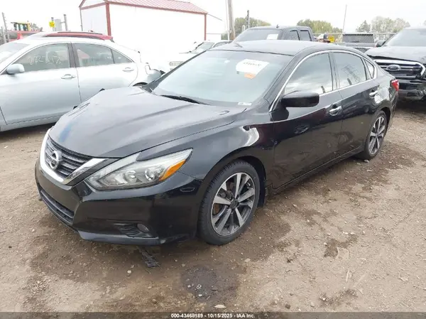 1N4AL3AP8GC181713 2016 NISSAN ALTIMA - Image 2