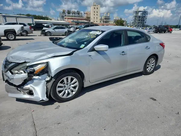 1N4AL3AP8GC188967 2016 NISSAN ALTIMA - Image 1