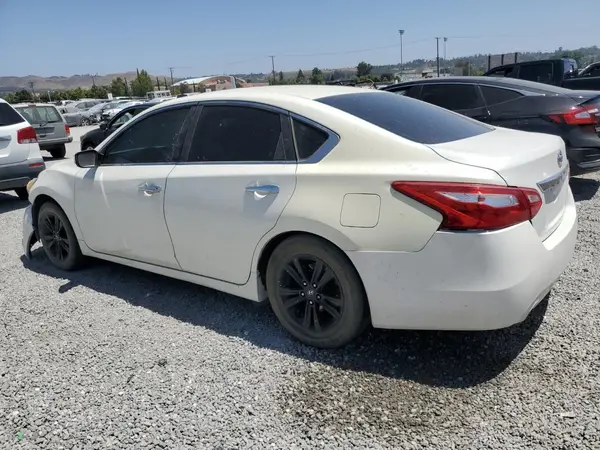 1N4AL3AP8GC189939 2016 NISSAN ALTIMA - Image 2