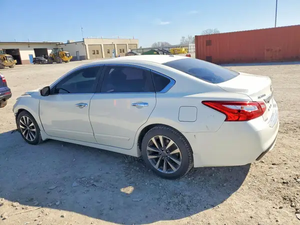1N4AL3AP8GC195143 2016 NISSAN ALTIMA - Image 2