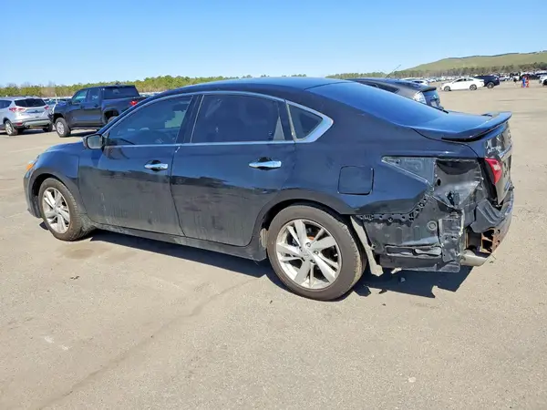 1N4AL3AP8GC195773 2016 NISSAN ALTIMA - Image 2