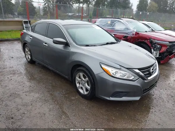 1N4AL3AP8GC211499 2016 NISSAN ALTIMA - Image 1