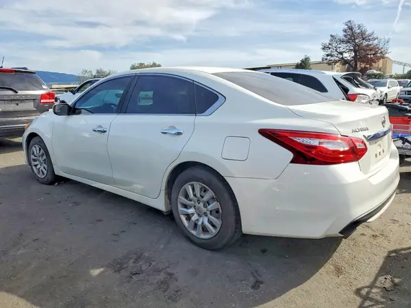 1N4AL3AP8GC211910 2016 NISSAN ALTIMA - Image 2