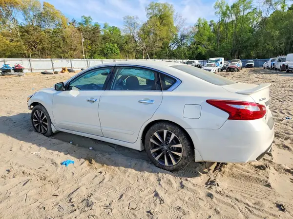 1N4AL3AP8GC213608 2016 NISSAN ALTIMA - Image 2