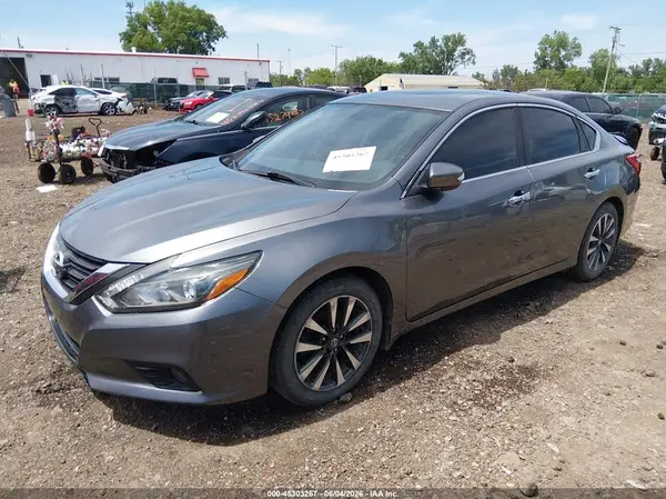 1N4AL3AP8GC219358 2016 NISSAN ALTIMA - Image 2