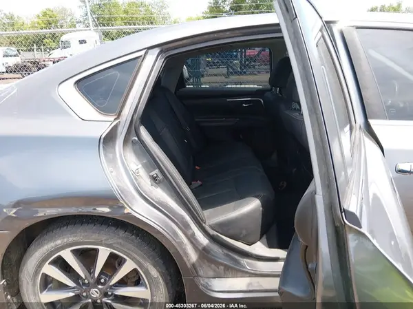1N4AL3AP8GC219358 2016 NISSAN ALTIMA - Image 8
