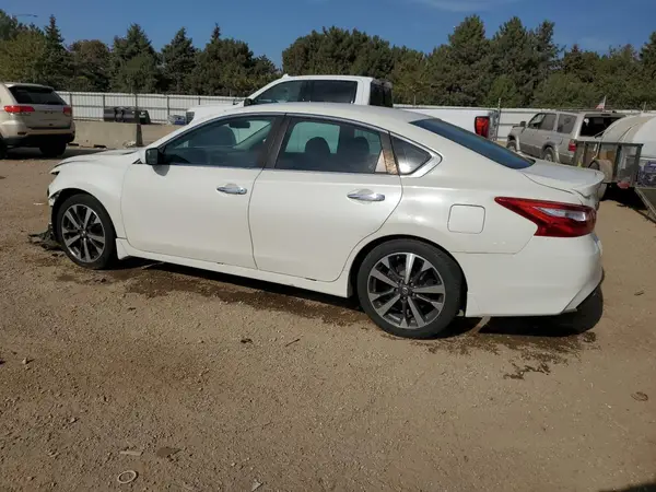 1N4AL3AP8GC225421 2016 NISSAN ALTIMA - Image 2