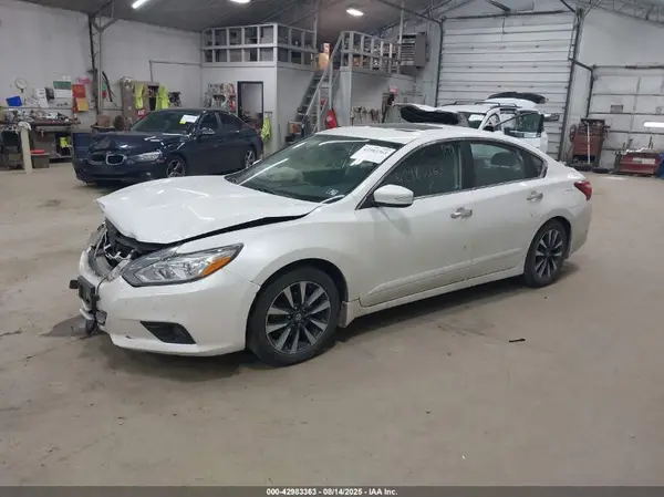 1N4AL3AP8GC231557 2016 NISSAN ALTIMA - Image 2