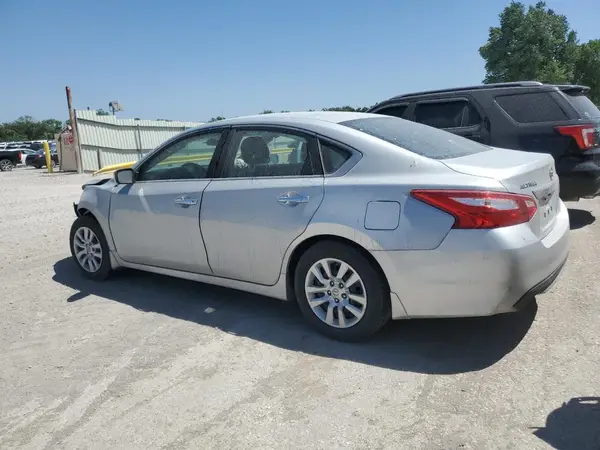 1N4AL3AP8GC240758 2016 NISSAN ALTIMA - Image 2
