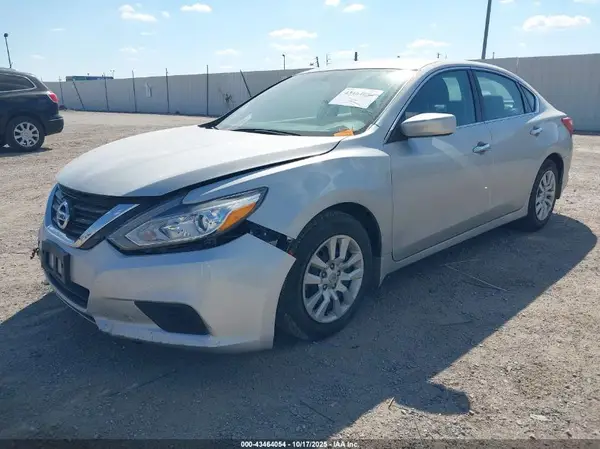 1N4AL3AP8GC241568 2016 NISSAN ALTIMA - Image 2