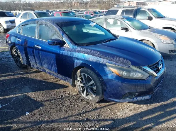 1N4AL3AP8GC243885 2016 NISSAN ALTIMA - Image 1