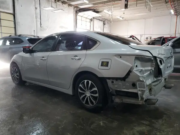 1N4AL3AP8GC247743 2016 NISSAN ALTIMA - Image 2