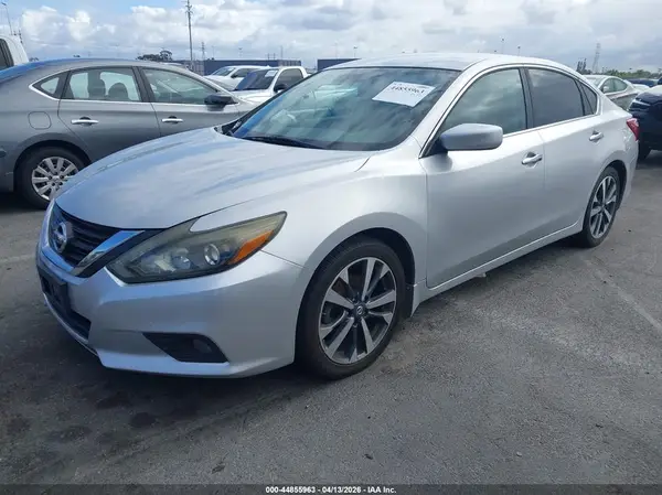 1N4AL3AP8GC252165 2016 NISSAN ALTIMA - Image 2