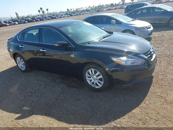 1N4AL3AP8GC256166 2016 NISSAN ALTIMA - Image 1