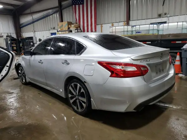 1N4AL3AP8GC256569 2016 NISSAN ALTIMA - Image 2