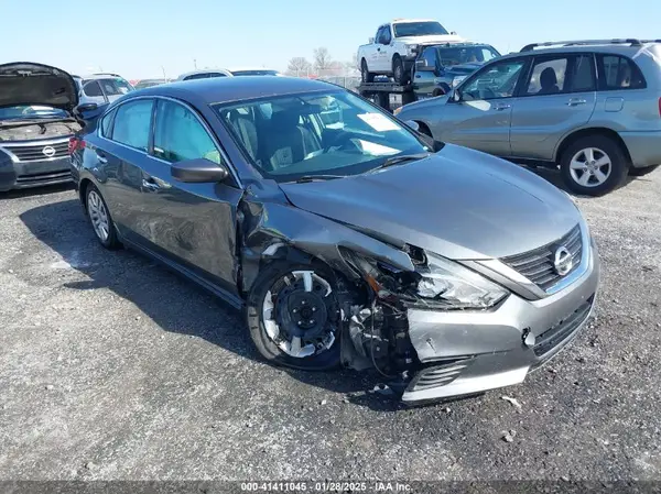 1N4AL3AP8GC257365 2016 NISSAN ALTIMA - Image 1