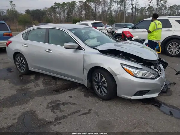 1N4AL3AP8GC259701 2016 NISSAN ALTIMA - Image 1