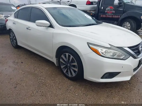 1N4AL3AP8GC260816 2016 NISSAN ALTIMA - Image 1
