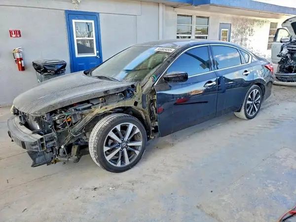 1N4AL3AP8GC264185 2016 NISSAN ALTIMA - Image 1