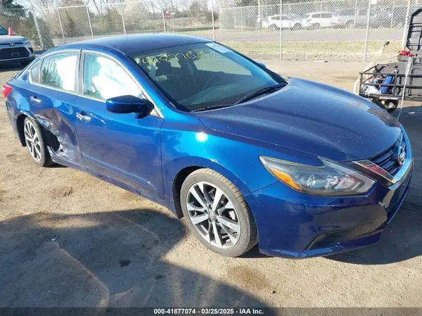1N4AL3AP8GC265594 2016 NISSAN ALTIMA - Image 1