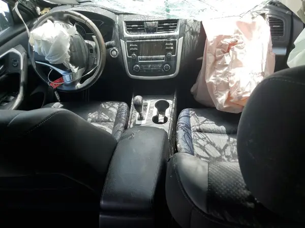 1N4AL3AP8GC268463 2016 NISSAN ALTIMA - Image 8