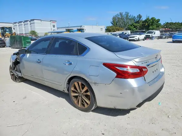 1N4AL3AP8GC269371 2016 NISSAN ALTIMA - Image 2