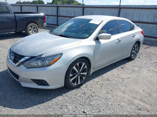 1N4AL3AP8GC272867 2016 NISSAN ALTIMA - Image 2