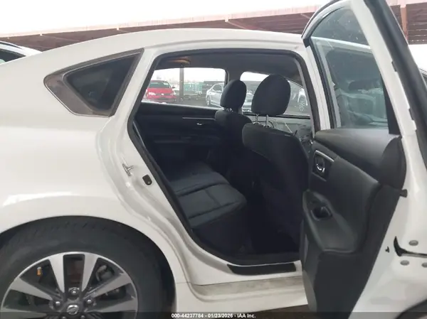 1N4AL3AP8GC279818 2016 NISSAN ALTIMA - Image 8