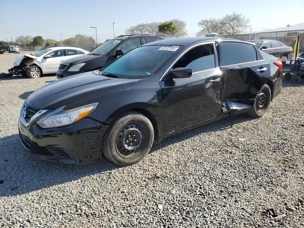 1N4AL3AP8GC283996 2016 NISSAN ALTIMA - Image 1