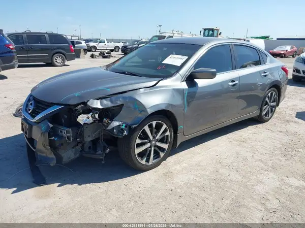 1N4AL3AP8GC288616 2016 NISSAN ALTIMA - Image 2