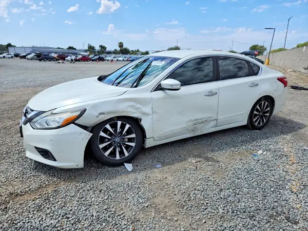 1N4AL3AP8GC289958 2016 NISSAN ALTIMA - Image 1