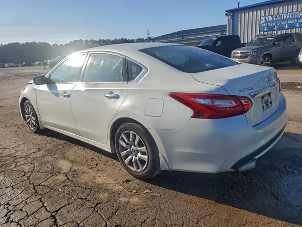 1N4AL3AP8GC295324 2016 NISSAN ALTIMA - Image 2