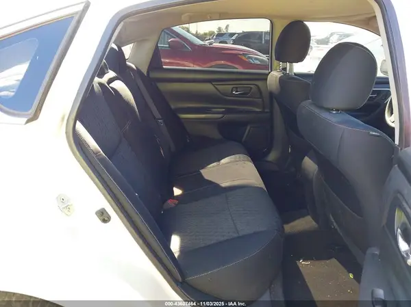 1N4AL3AP8GN322302 2016 NISSAN ALTIMA - Image 8