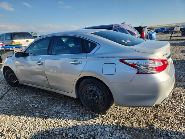 1N4AL3AP8GN335261 2016 NISSAN ALTIMA - Image 2