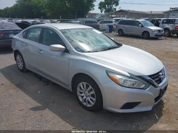 1N4AL3AP8GN346504 2016 NISSAN ALTIMA - Image 1