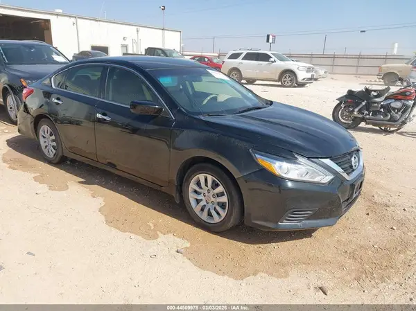 1N4AL3AP8GN356935 2016 NISSAN ALTIMA - Image 1