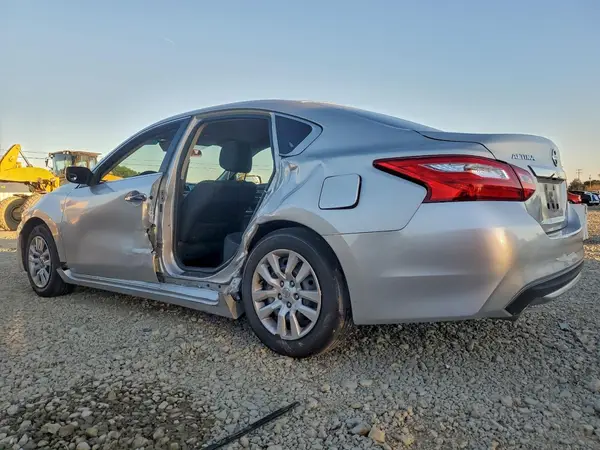 1N4AL3AP8GN367336 2016 NISSAN ALTIMA - Image 2