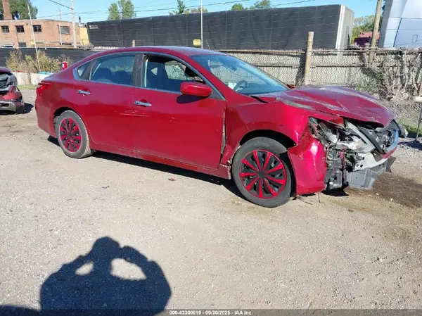 1N4AL3AP8GN369622 2016 NISSAN ALTIMA - Image 1