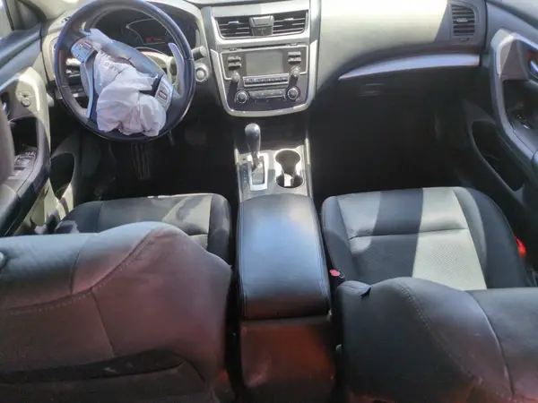 1N4AL3AP8GN385772 2016 NISSAN ALTIMA - Image 8
