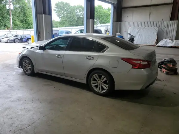 1N4AL3AP8GN388719 2016 NISSAN ALTIMA - Image 2