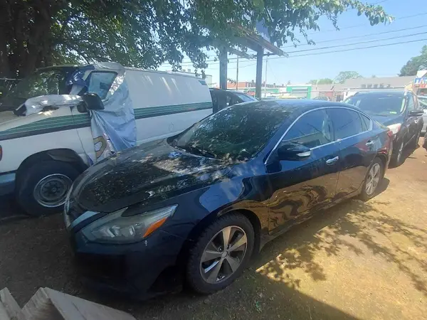 1N4AL3AP8HC109220 2017 NISSAN ALTIMA - Image 2